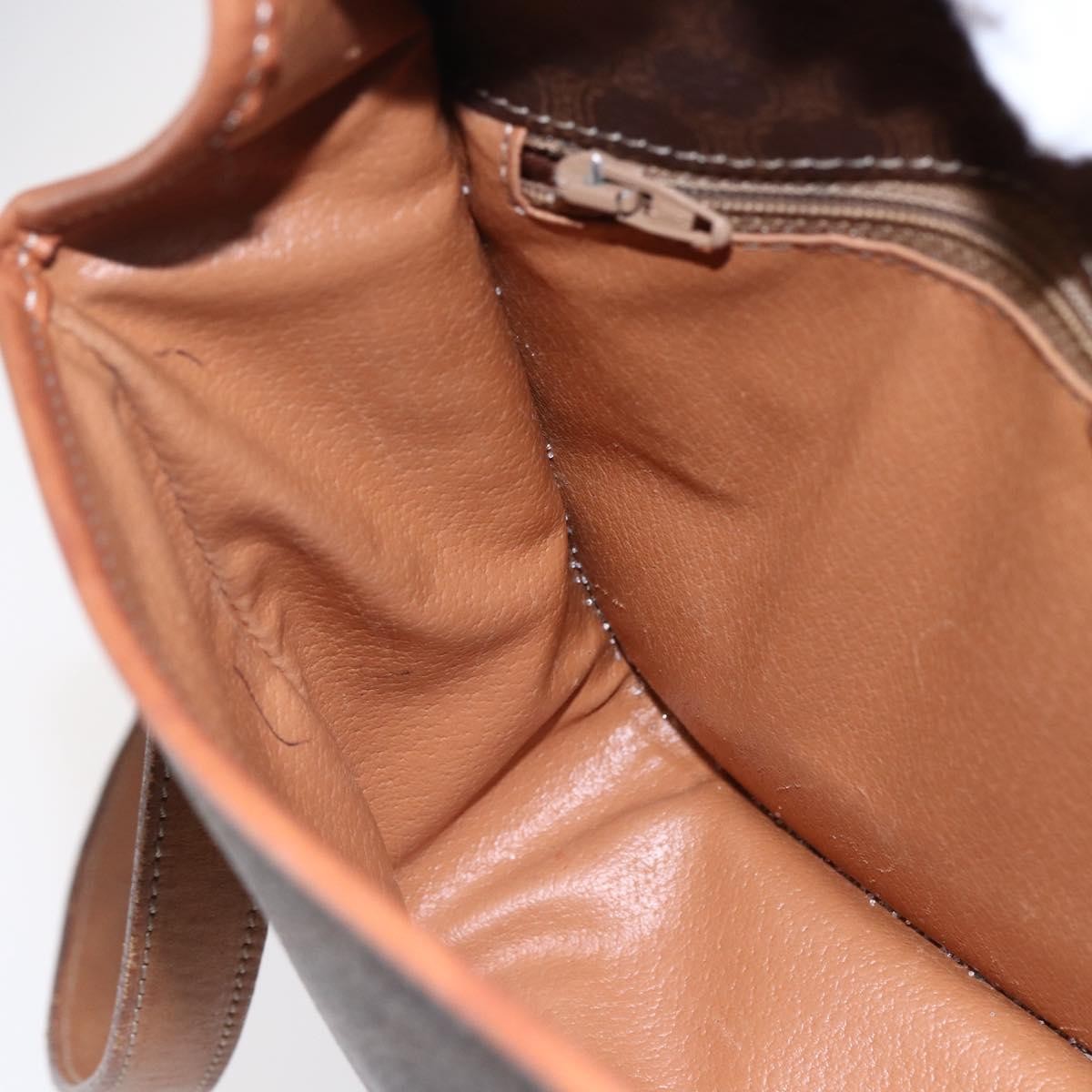 Celine Vintage Macadam Circle Logo Canvas And Leather Brown Canvas Shoulder Bag Bag (Pre-Owned)