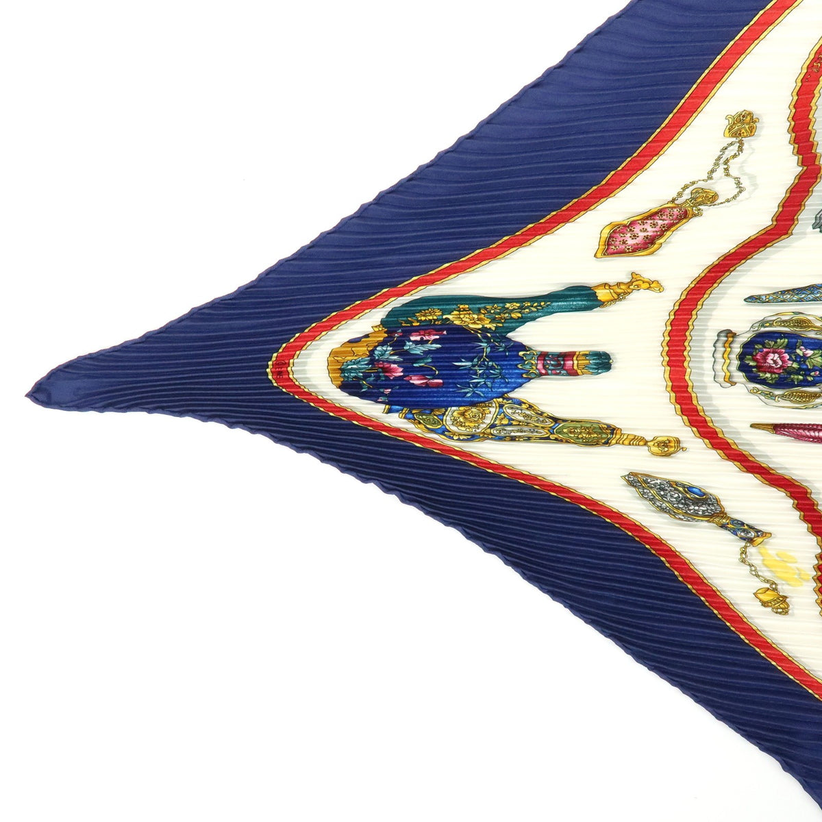 Hermes Carré 90 Pleated Silk Navy Silk Scarve & Shawl Accessory (Pre-Owned)