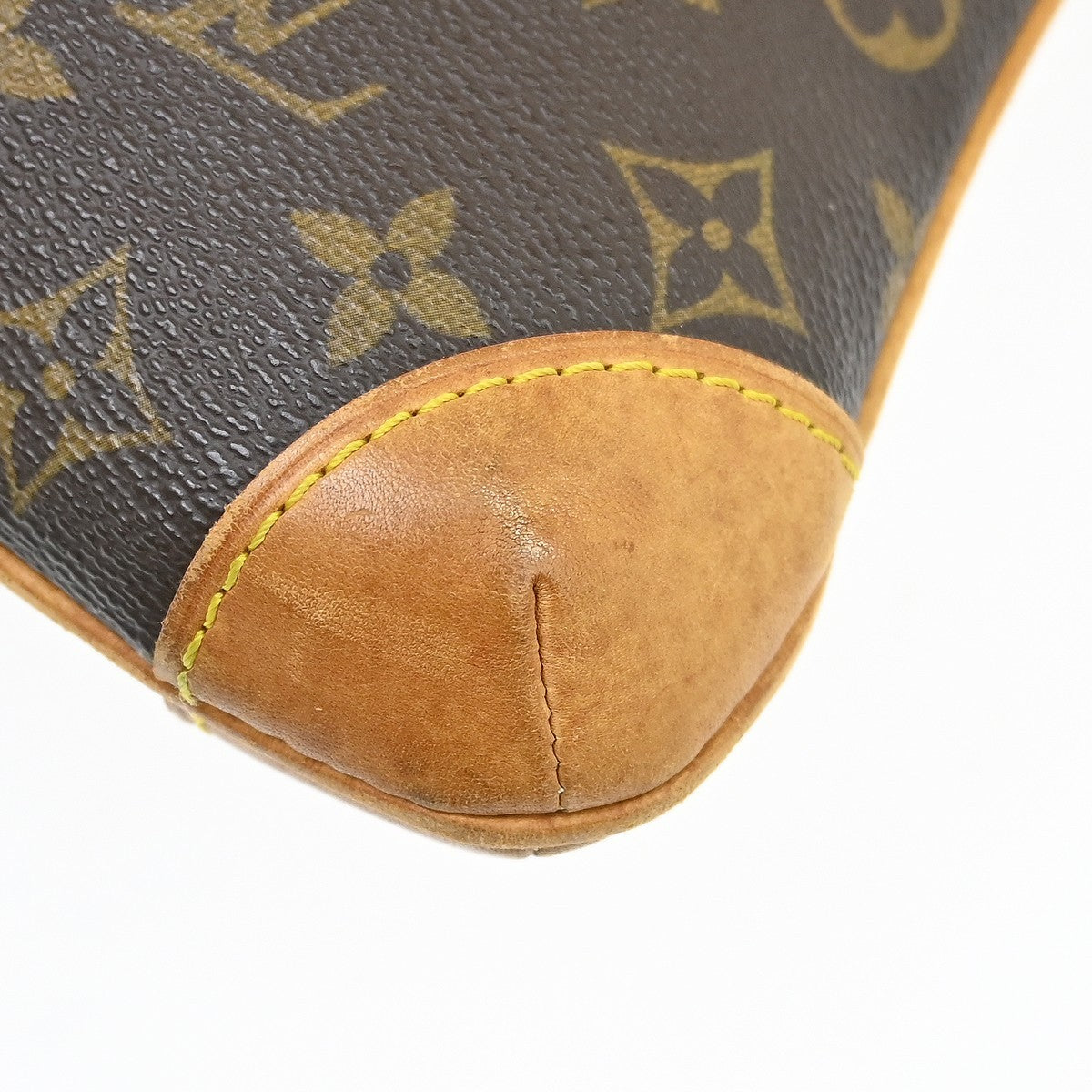 Louis Vuitton Vintage Coussin Monogram Canvas Brown Canvas Shoulder Bag Bag (Pre-Owned)