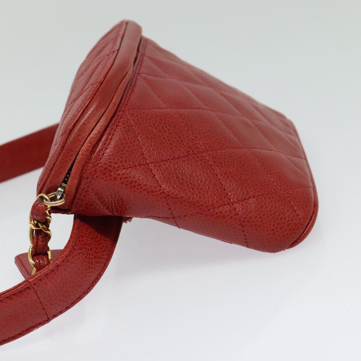 Chanel Vintage Zip Belt Quilted Caviar Red Leather Shoulder Bag Bag (Pre-Owned)