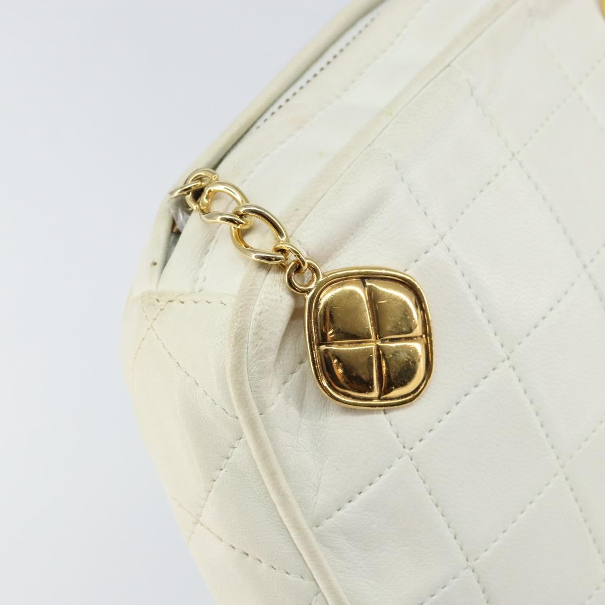 Chanel Vintage Diamond Tassel Quilted Lambskin White Leather Crossbody Bag Bag (Pre-Owned)