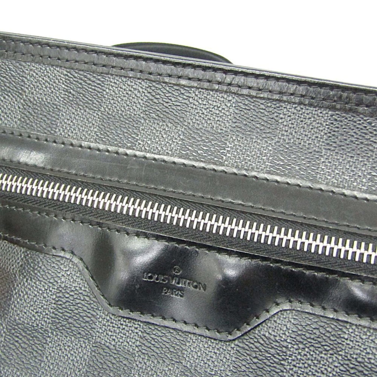 Louis Vuitton Thomas Damier Graphite Black Canvas Shoulder Bag Bag (Pre-Owned)