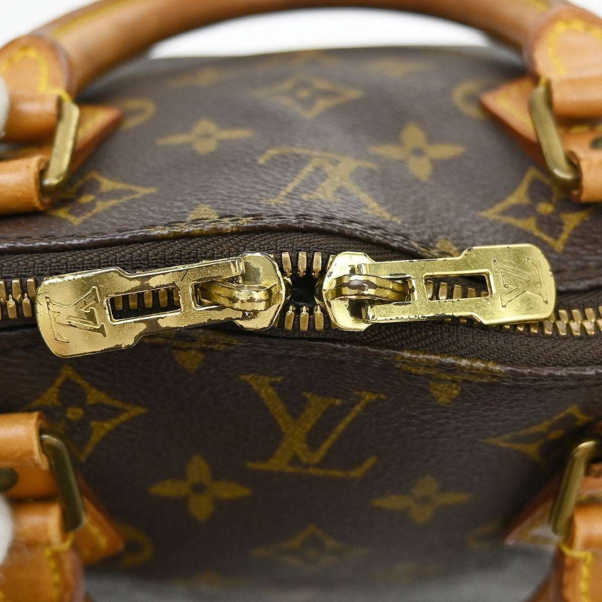 Louis Vuitton Alma Monogram Canvas Brown Canvas Handbag (Pre-Owned)