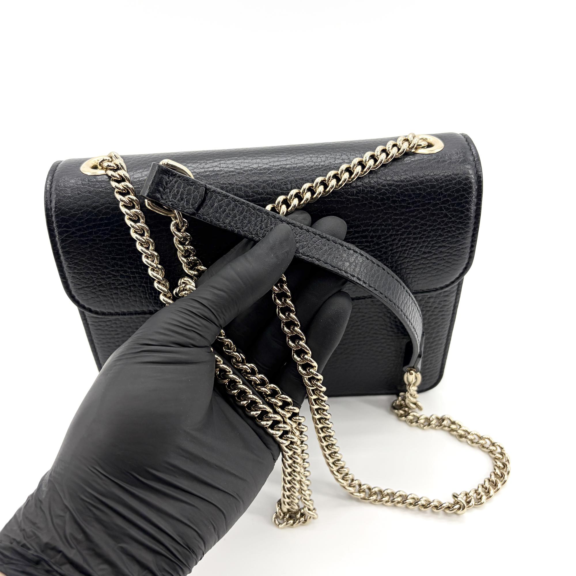 Gucci Interlocking Leather Black Leather Shoulder Bag Bag (Pre-Owned)