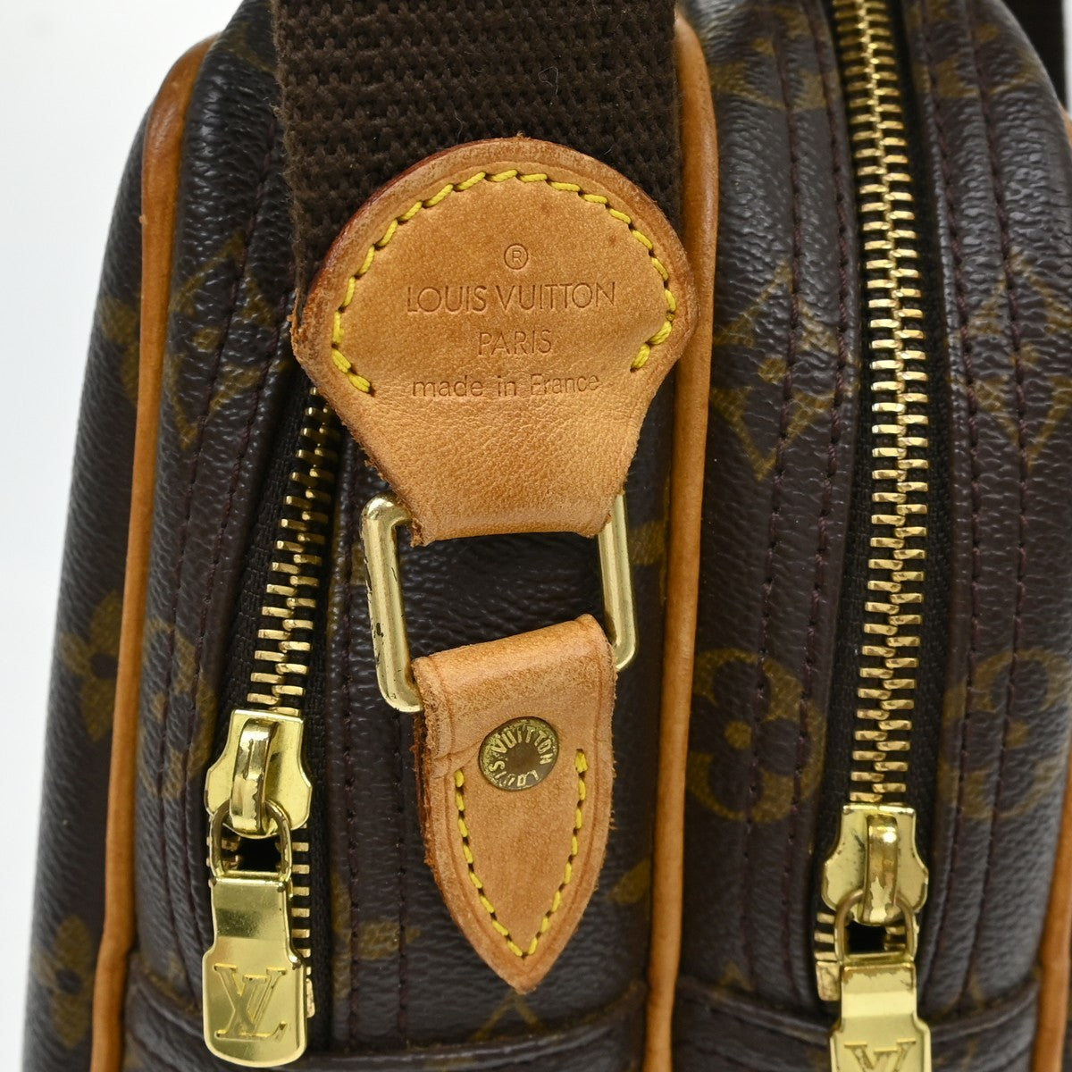 Louis Vuitton Reporter Monogram Canvas Brown Canvas Shoulder Bag Bag (Pre-Owned)