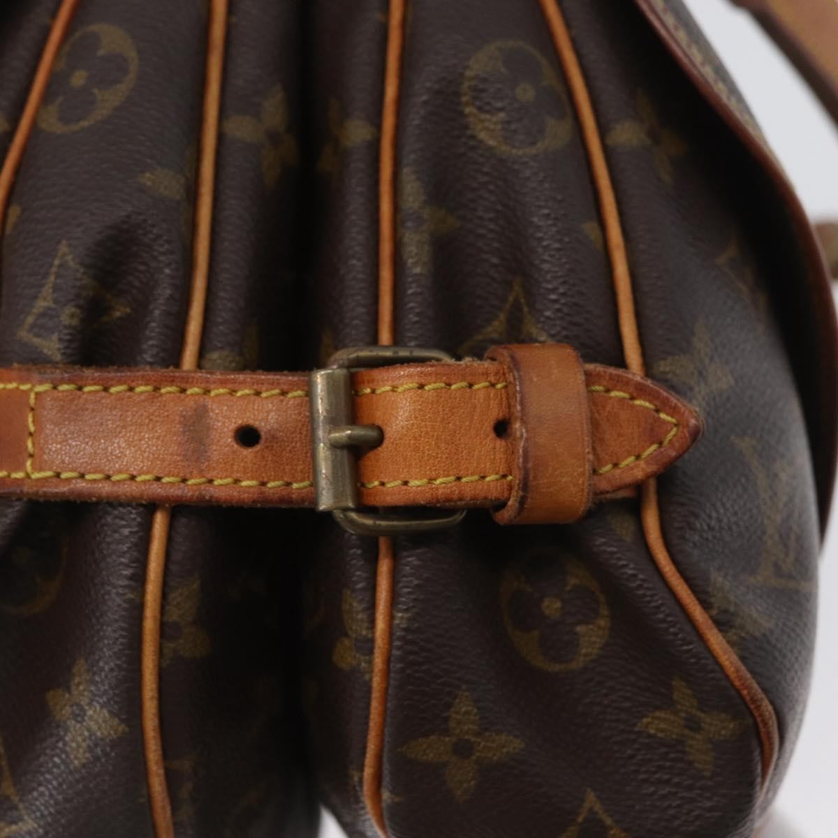 Louis Vuitton Saumur Monogram Canvas Brown Canvas Shoulder Bag Bag (Pre-Owned)