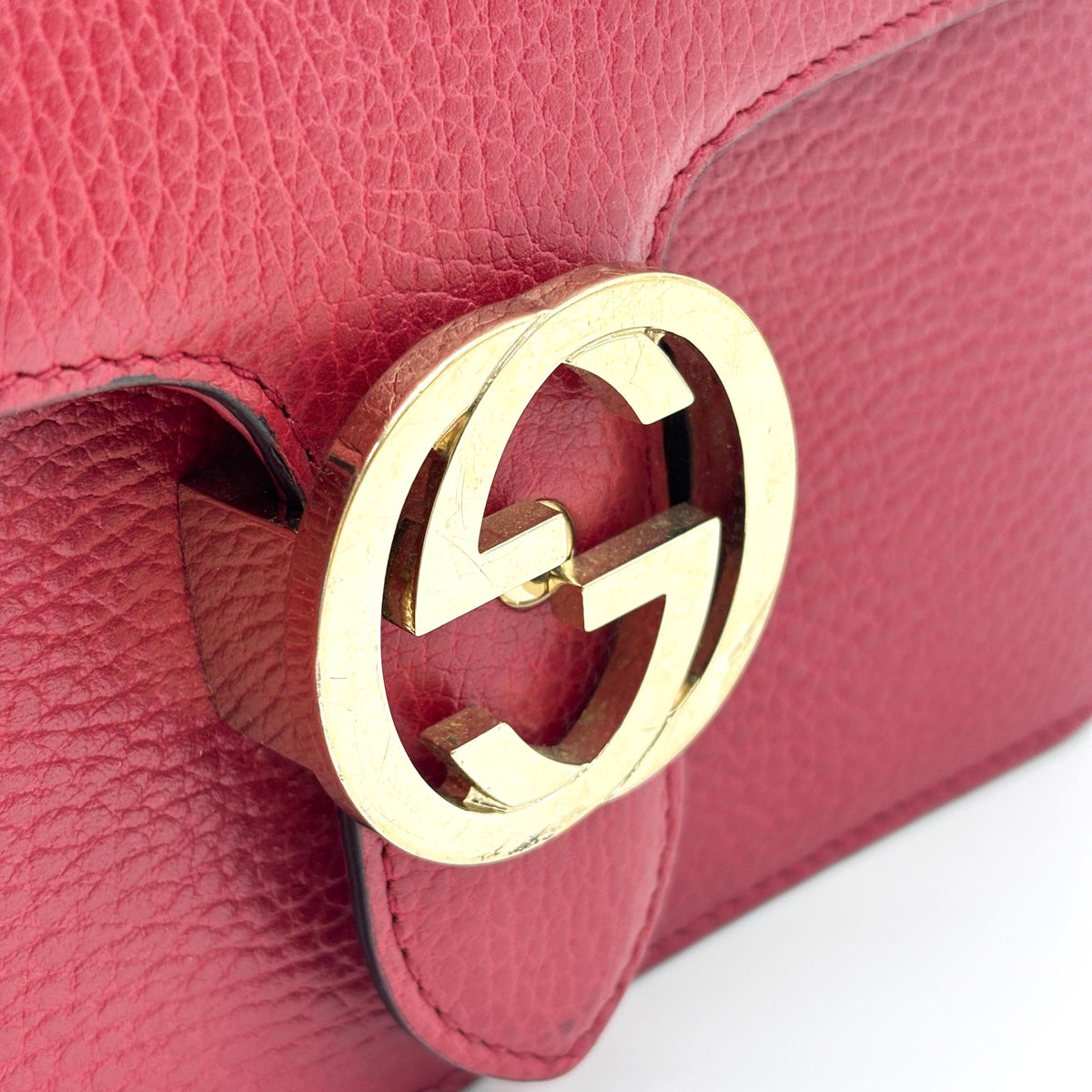 Gucci Interlocking Leather Red Leather Shoulder Bag Bag (Pre-Owned)