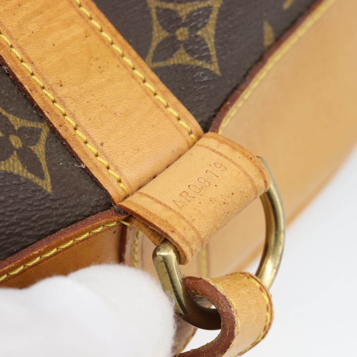 Louis Vuitton Randonnee Monogram Canvas Brown Canvas Shoulder Bag Bag (Pre-Owned)
