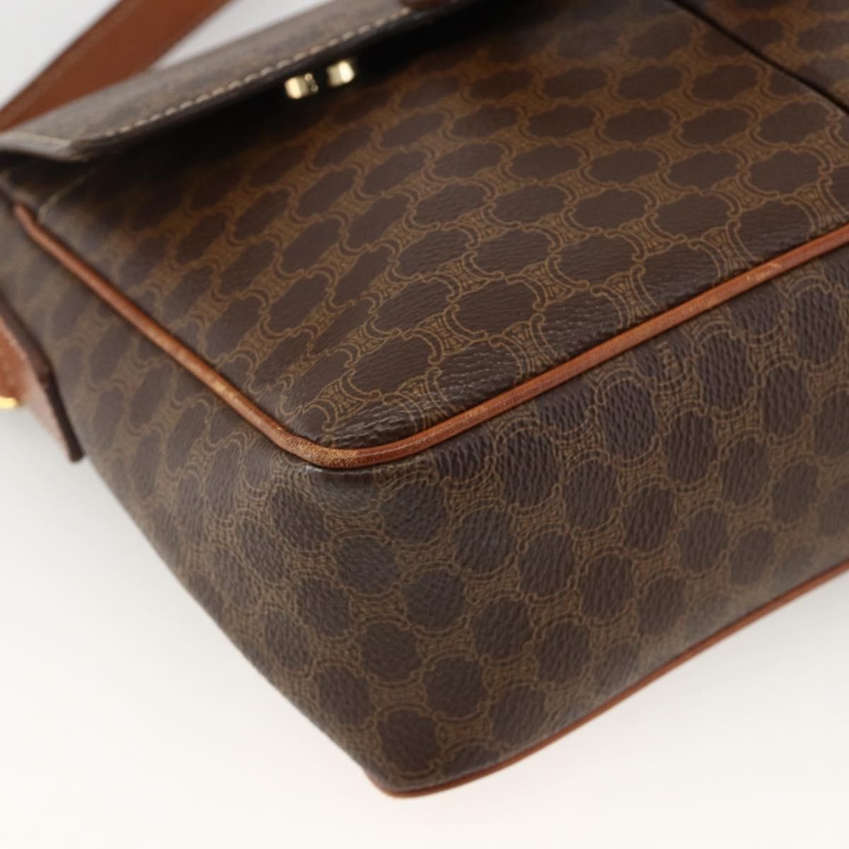 Celine Vintage Macadam Circle Logo Canvas And Leather Brown Canvas Shoulder Bag Bag (Pre-Owned)