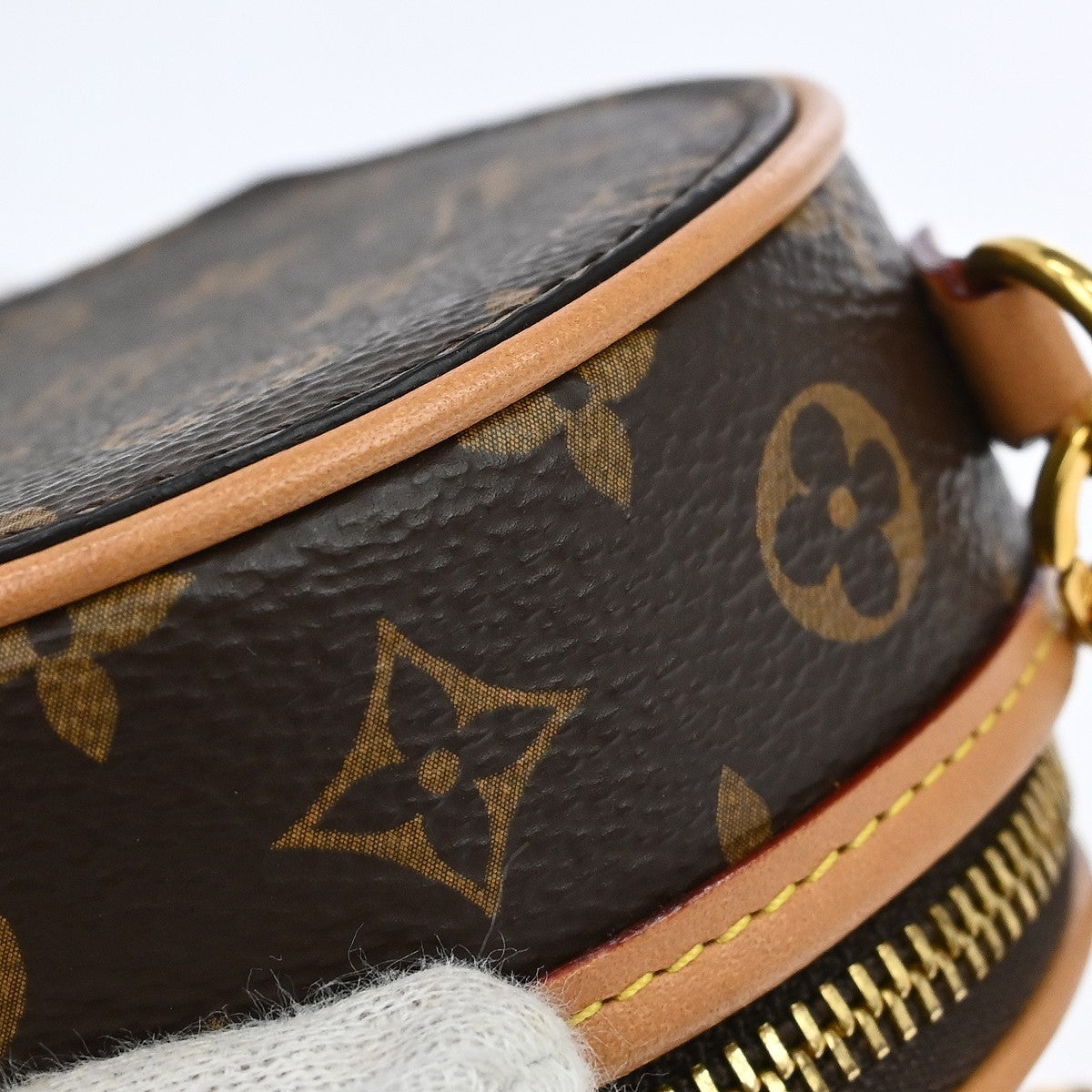 Louis Vuitton Boite Chapeau Coin Purse Monogram Canvas Brown Canvas Clutche & Pouche Bag (Pre-Owned)