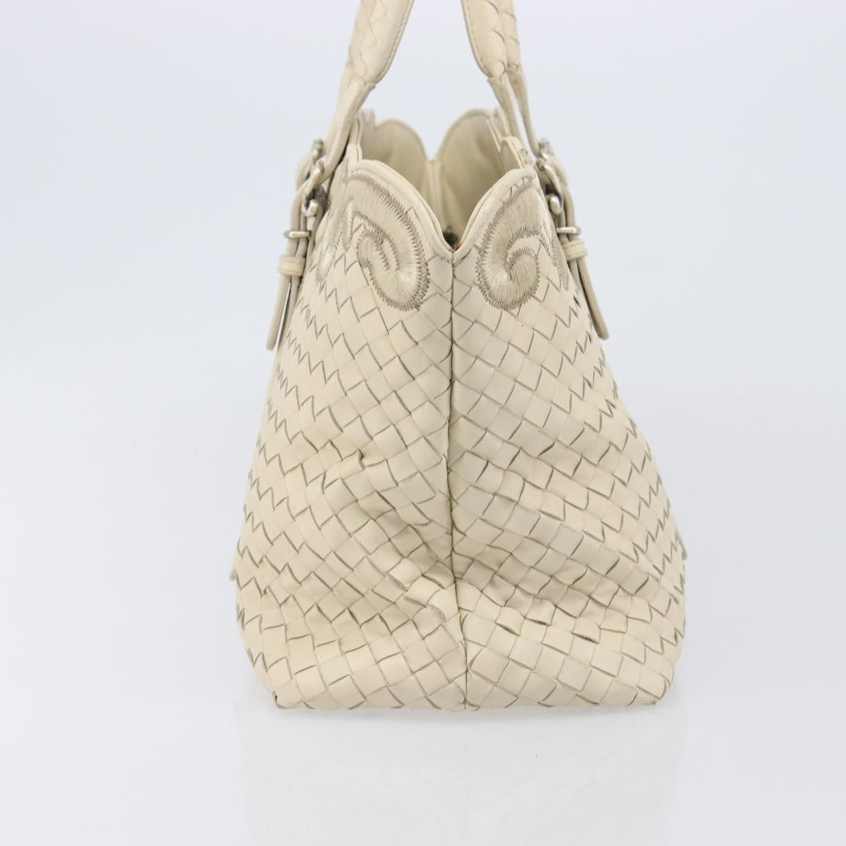 Bottega Veneta Belted Cabas Tote Intrecciato Nappa With Stitched Detail White Leather Tote Bag Bag (Pre-Owned)