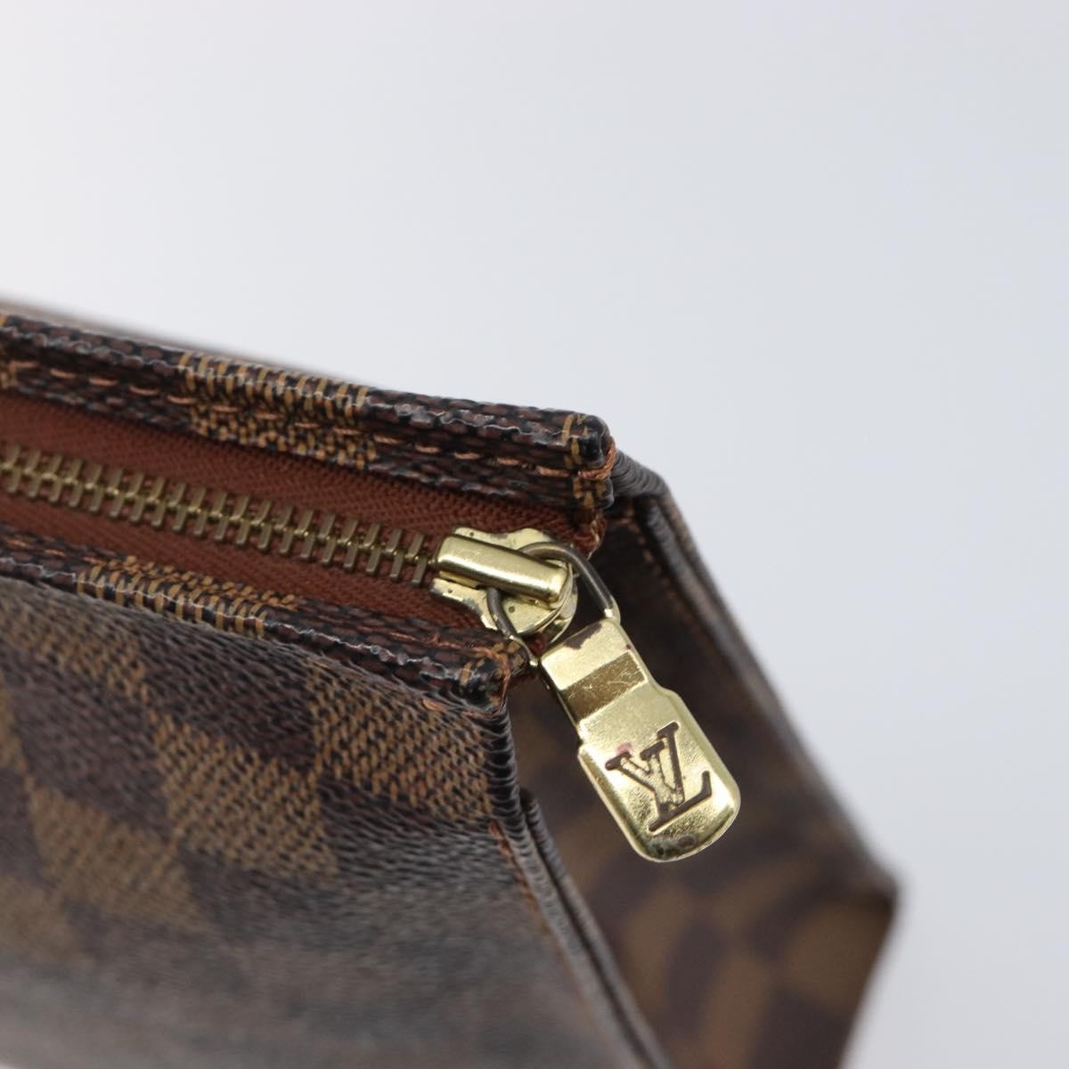Louis Vuitton Toiletry Pouch Damier Brown Canvas Clutche & Pouche Bag (Pre-Owned)