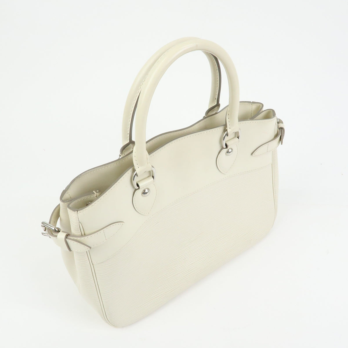 Louis Vuitton Passy Epi Leather White Leather Tote Bag Bag (Pre-Owned)