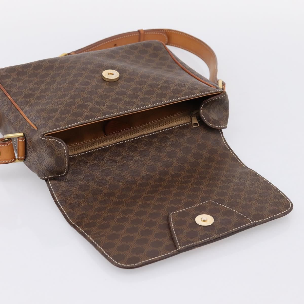Celine Vintage Macadam Circle Logo Canvas And Leather Brown Canvas Shoulder Bag Bag (Pre-Owned)