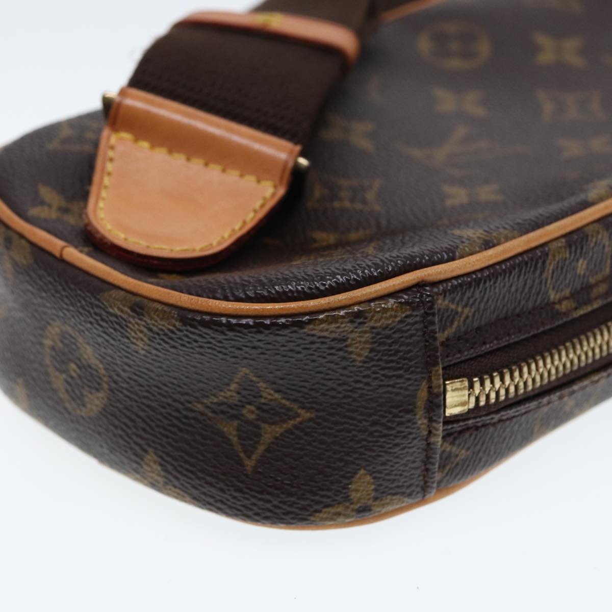 Louis Vuitton Pochette Gange Monogram Canvas Brown Canvas Clutche & Pouche Bag (Pre-Owned)