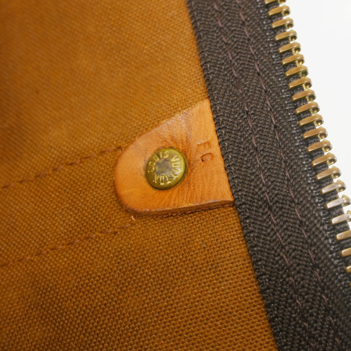 Louis Vuitton Keepall Monogram Canvas Brown Canvas Travel Bag Bag (Pre-Owned)