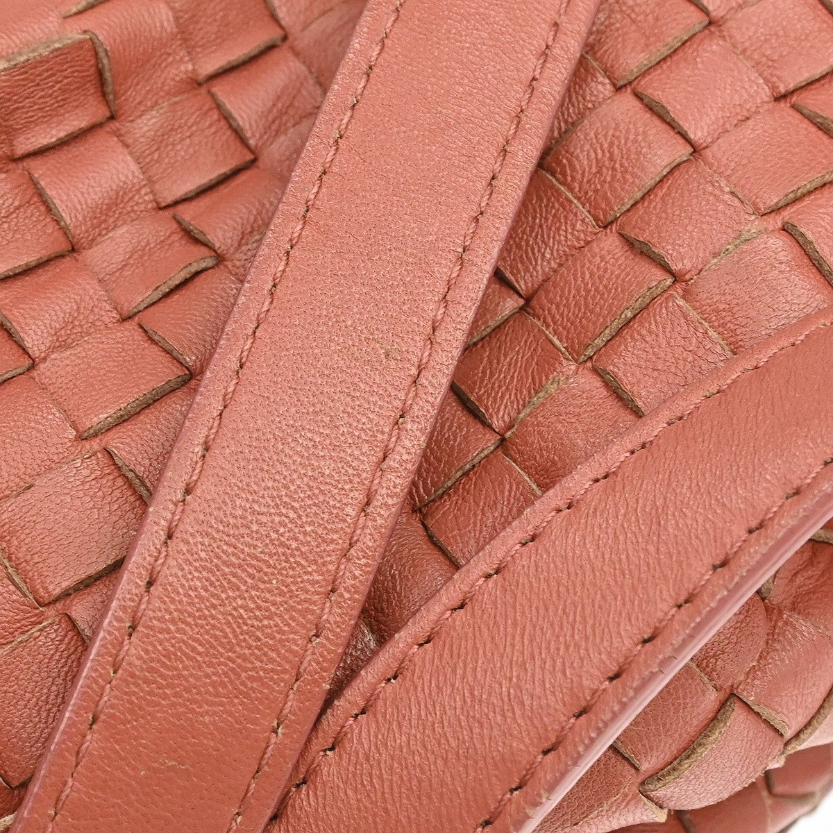 Bottega Veneta Intrecciato Shoulder Leather Red Leather Shoulder Bag Bag (Pre-Owned)