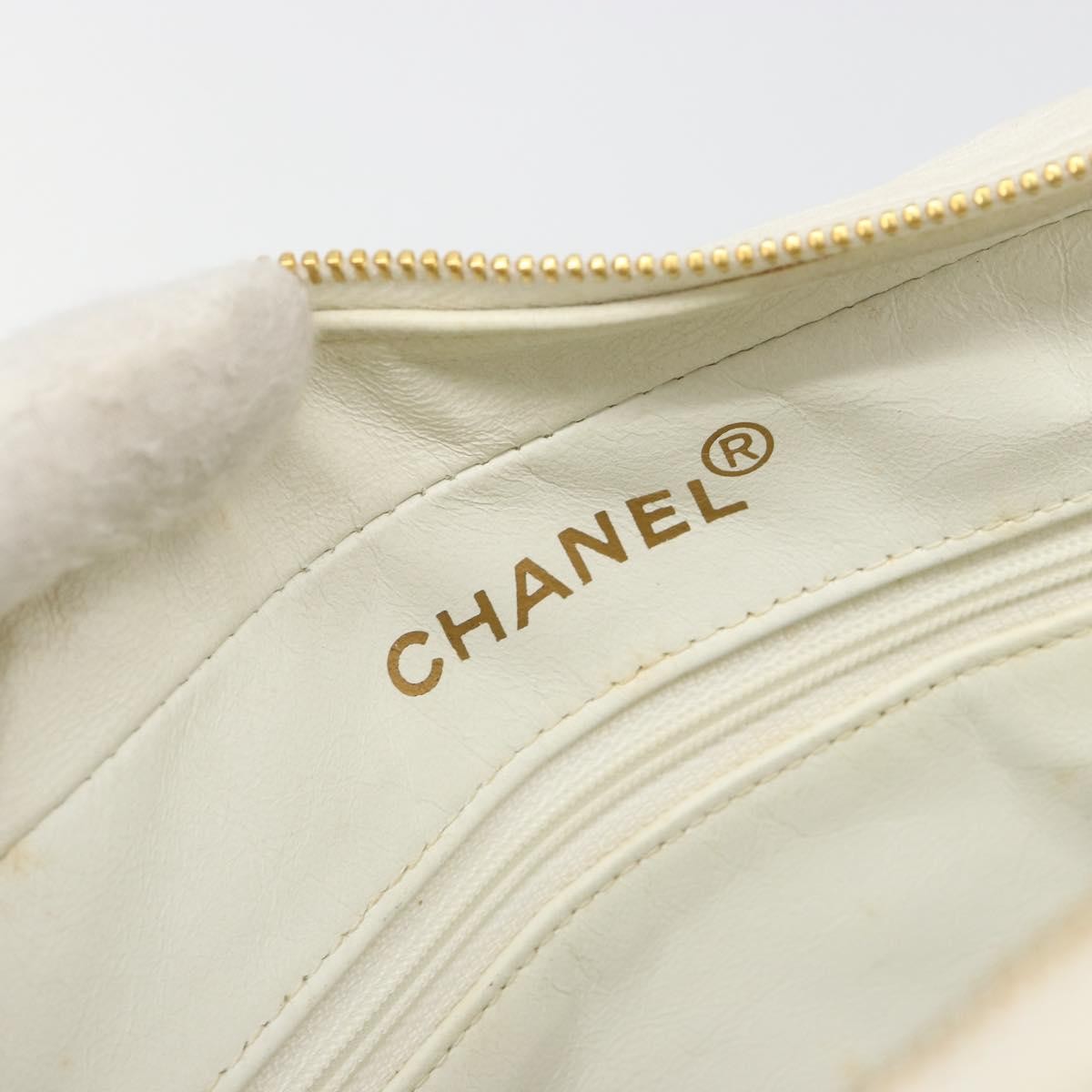 Chanel Cc Handbag Leather White Leather Handbag (Pre-Owned)