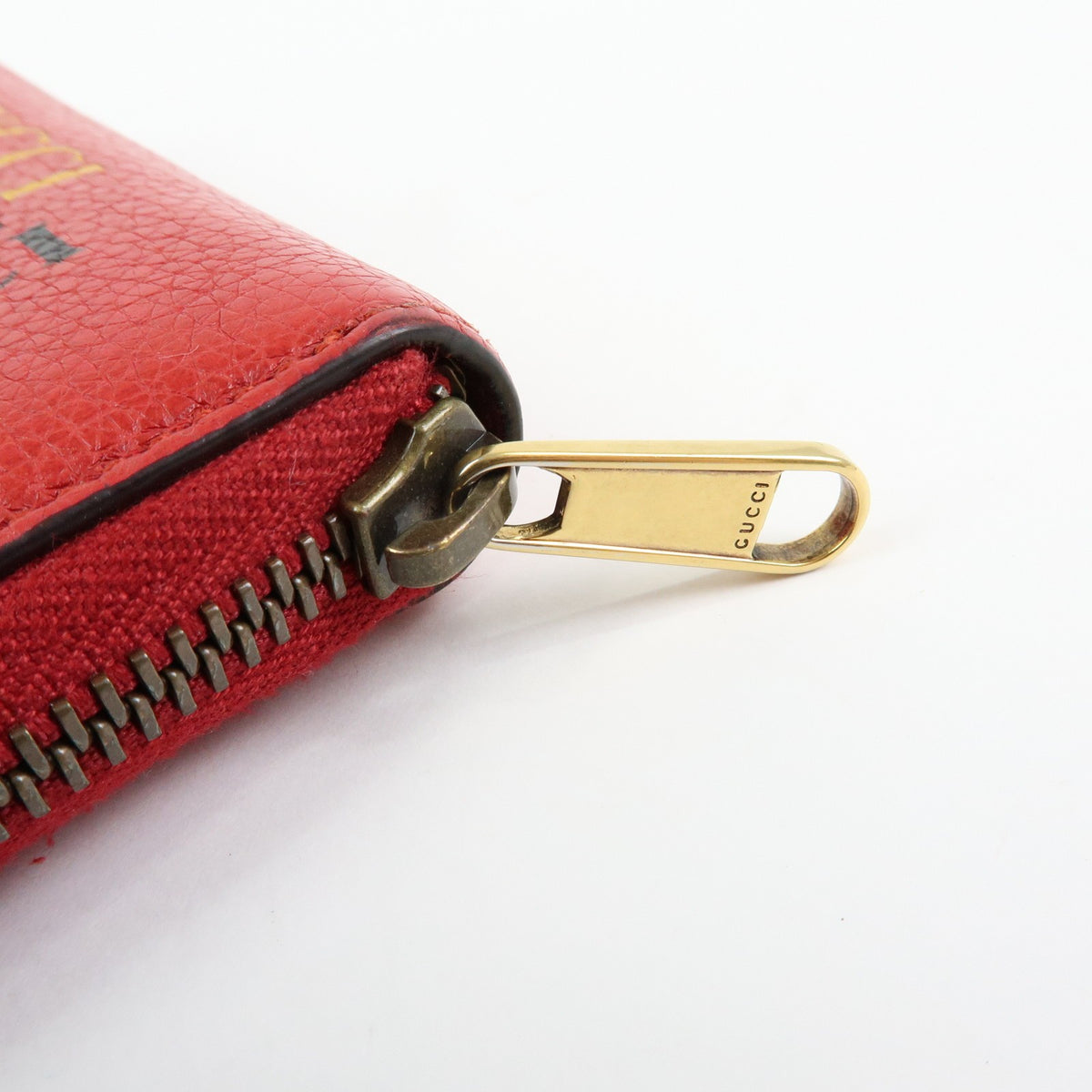 Gucci Logo Zip Card Case Printed Leather Red Leather Wallets Accessory (Pre-Owned)