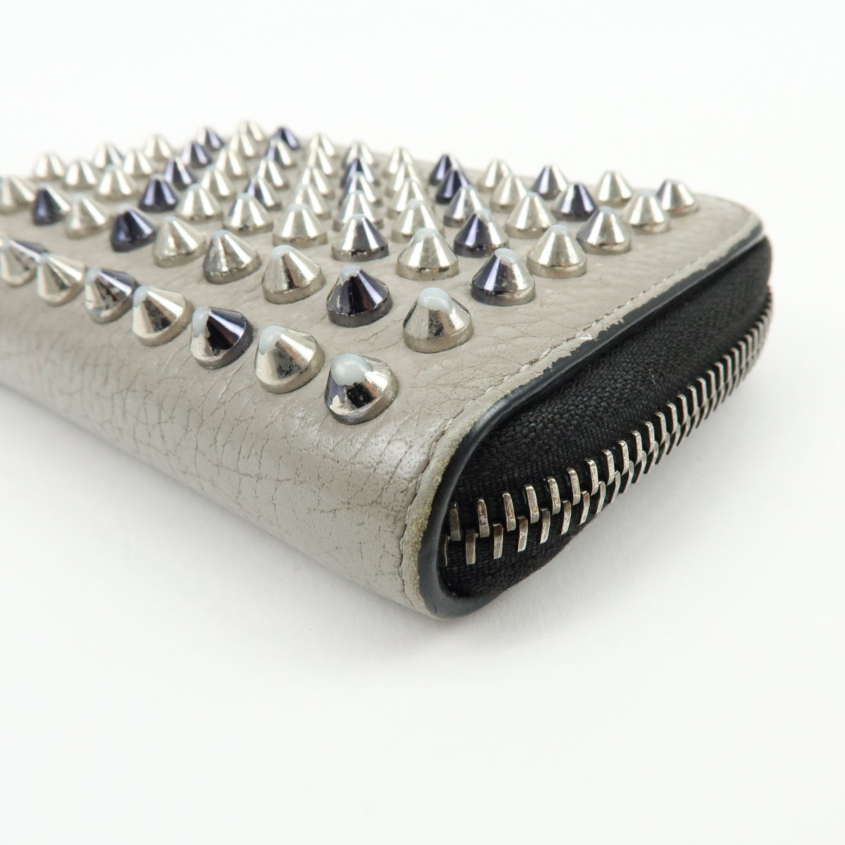 Christian Louboutin Panettone Coin Purse Spiked Leather Beige Leather Wallets Accessory (Pre-Owned)