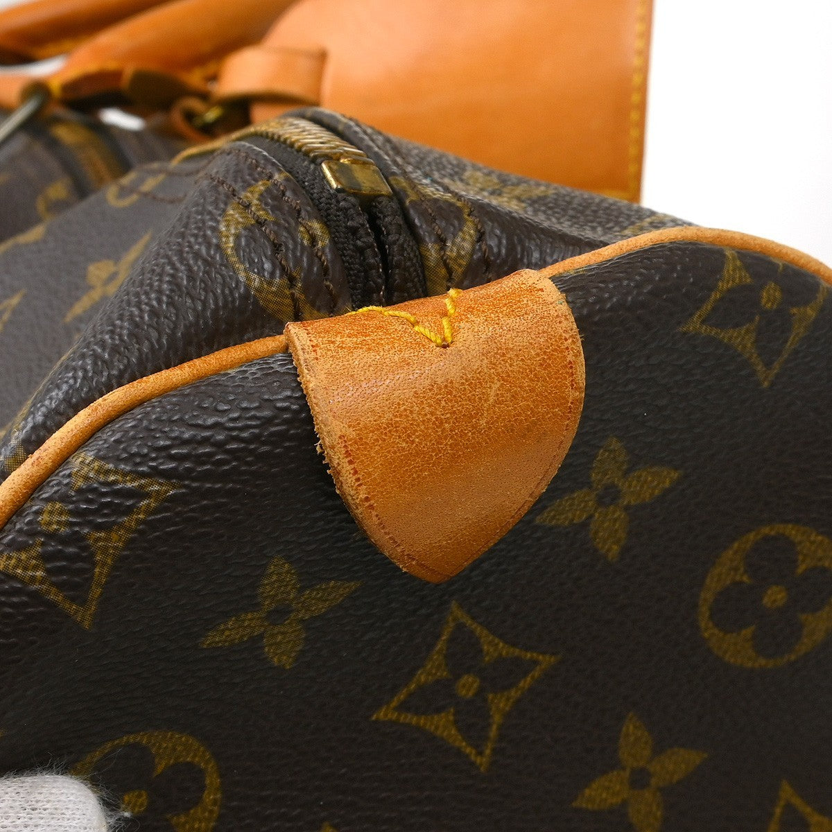 Louis Vuitton Keepall Monogram Canvas Brown Canvas Travel Bag Bag (Pre-Owned)