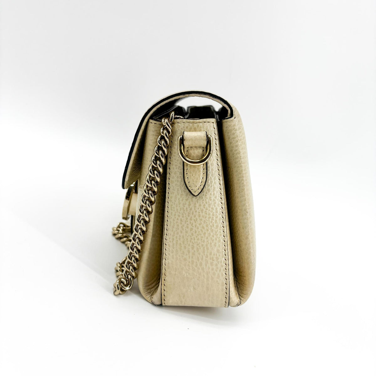 Gucci Interlocking Leather Beige Leather Shoulder Bag Bag (Pre-Owned)