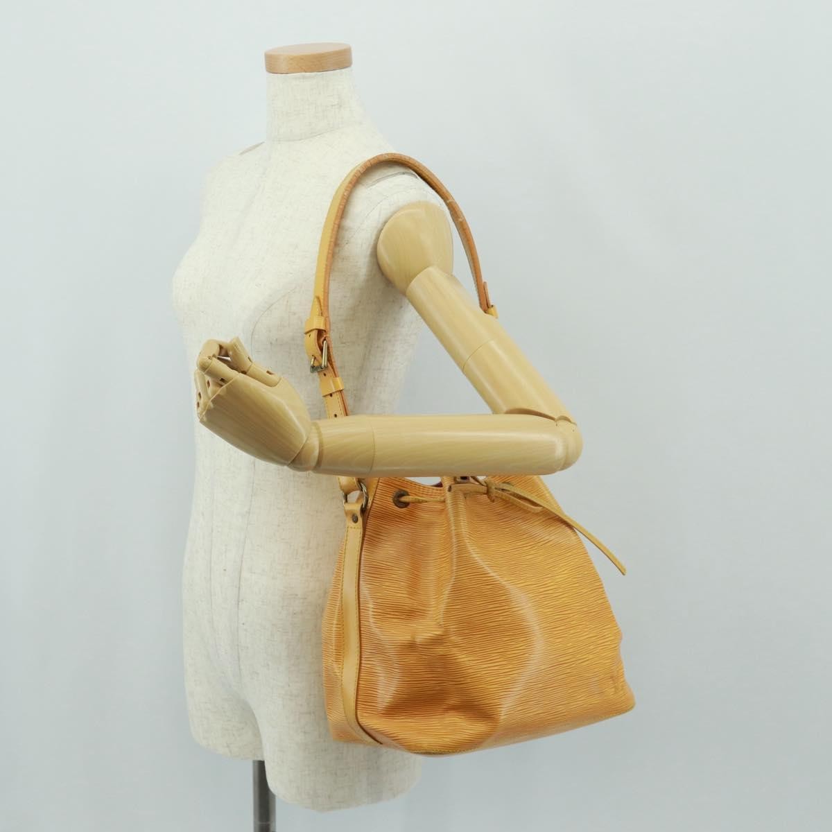 Louis Vuitton Petit Noe Epi Leather Yellow Leather Shoulder Bag Bag (Pre-Owned)