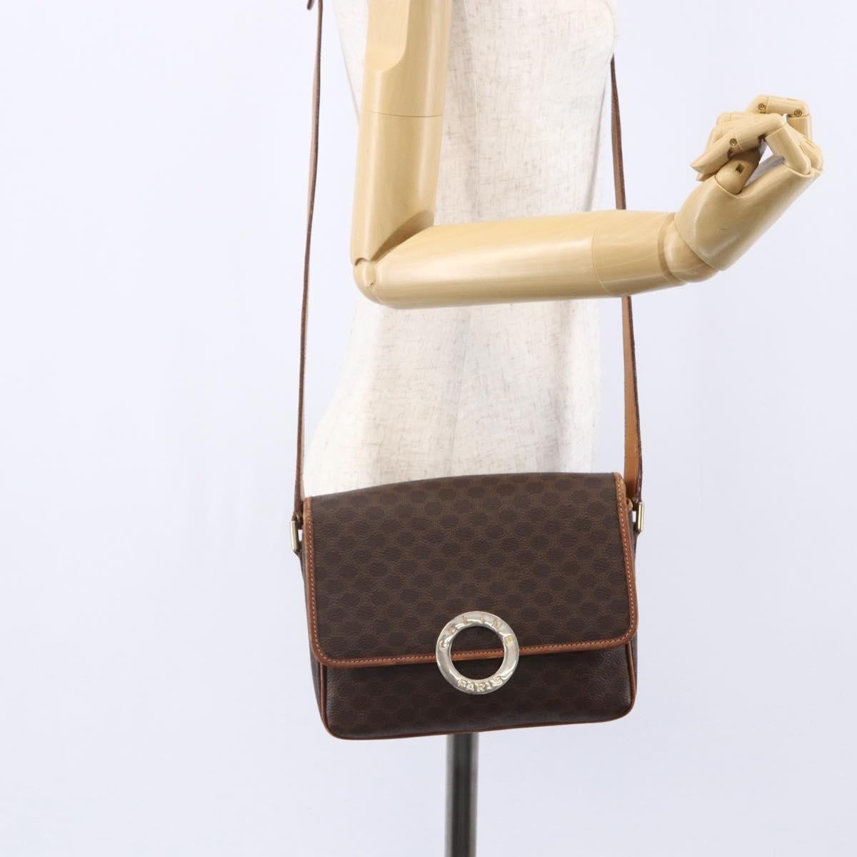 Celine Vintage Macadam Circle Logo Canvas And Leather Brown Canvas Shoulder Bag Bag (Pre-Owned)