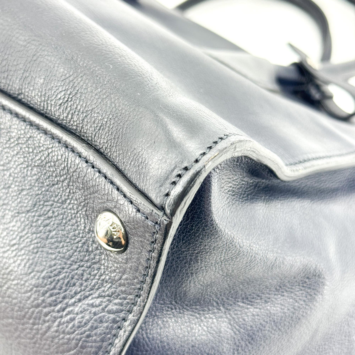 Prada Twin Pocket Convertible Leather Black Leather Tote Bag Bag (Pre-Owned)