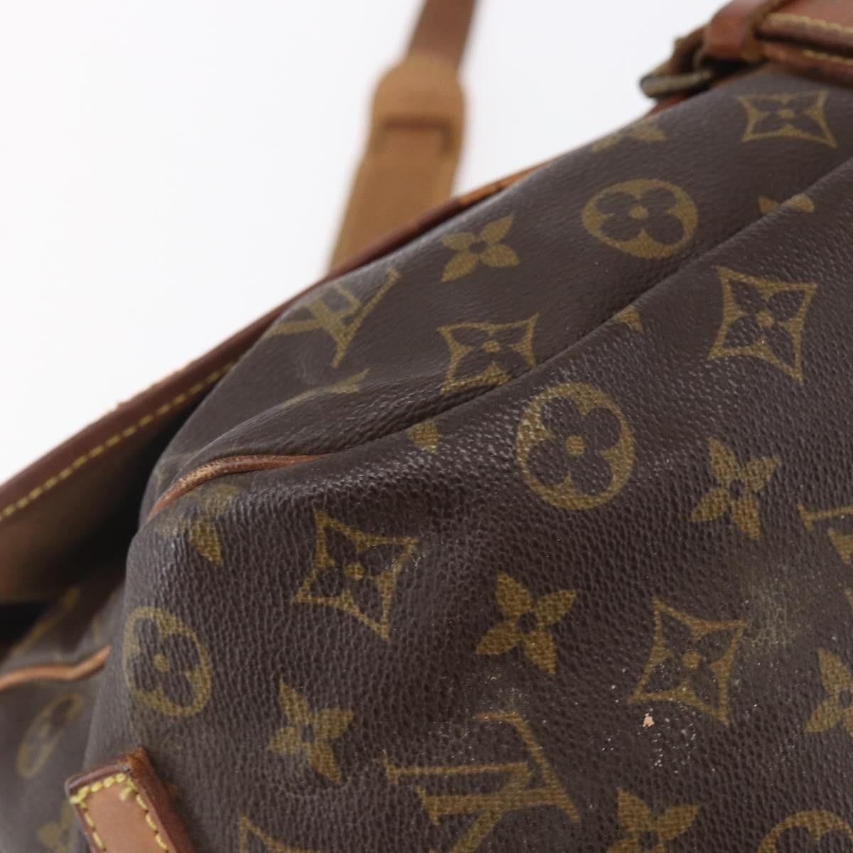Louis Vuitton Saumur Monogram Canvas Brown Canvas Shoulder Bag Bag (Pre-Owned)