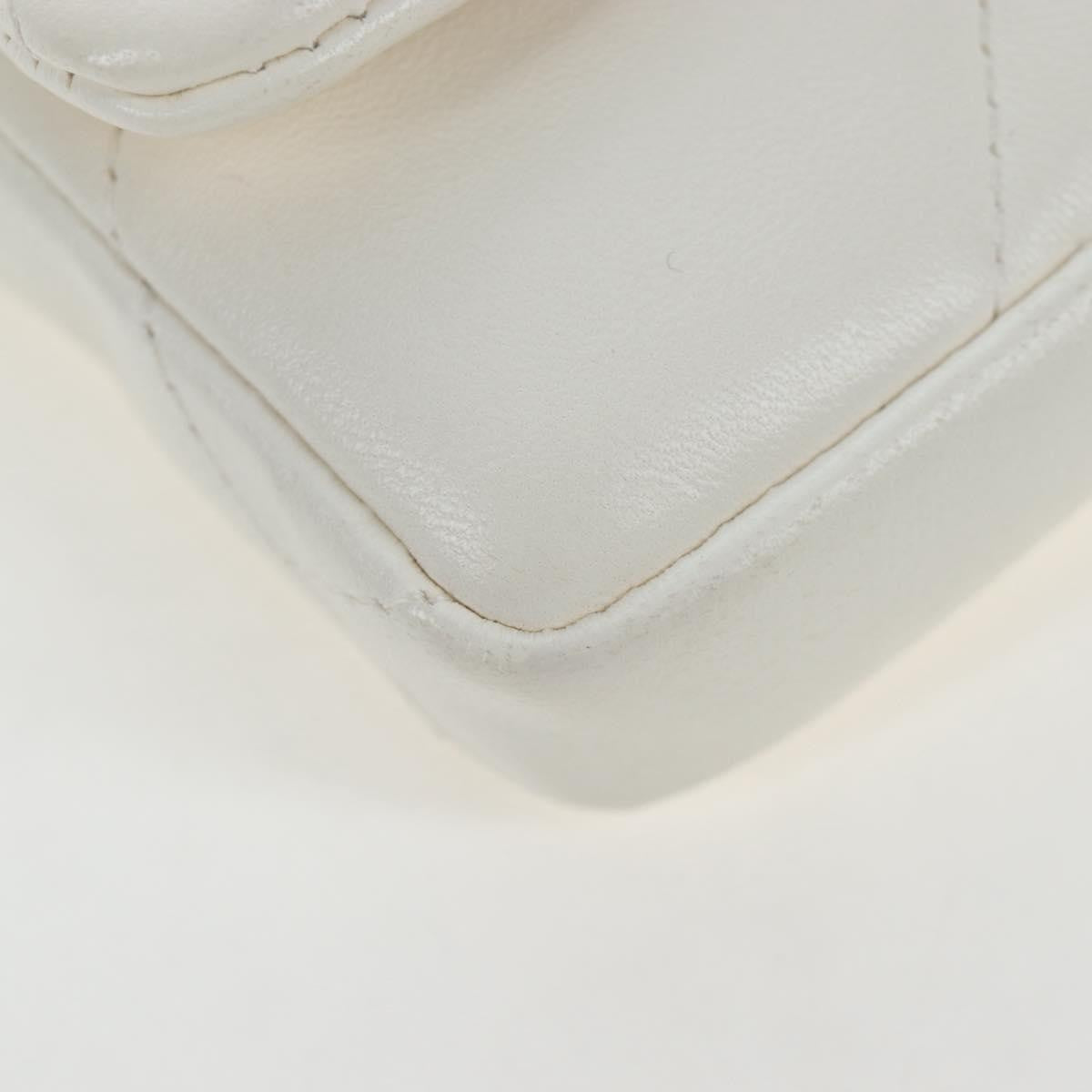 Chanel 19 Card Holder On Chain Quilted Leather White Leather Shoulder Bag Bag (Pre-Owned)