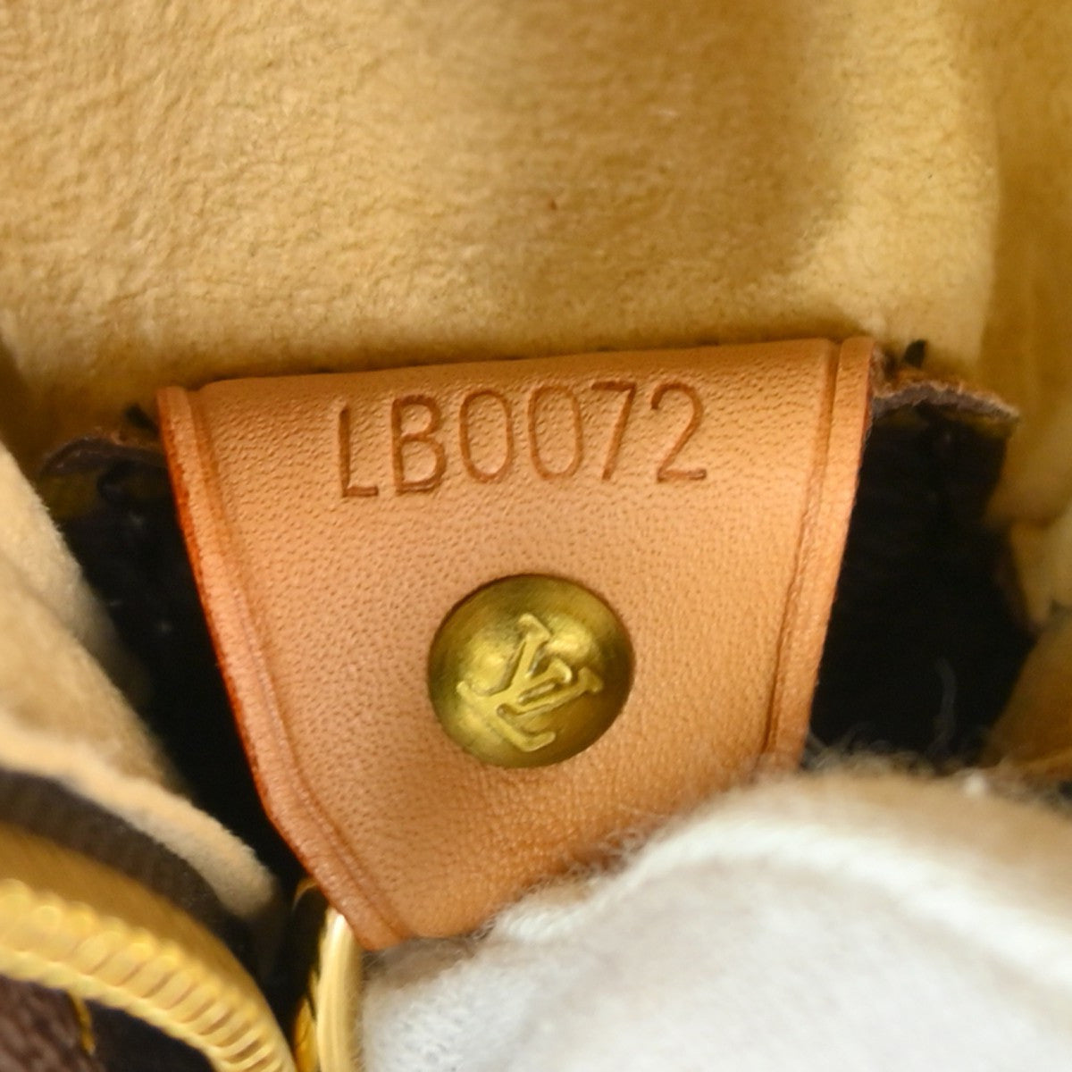Louis Vuitton Monogram Looping Monogram Canvas Brown Canvas Shoulder Bag Bag (Pre-Owned)