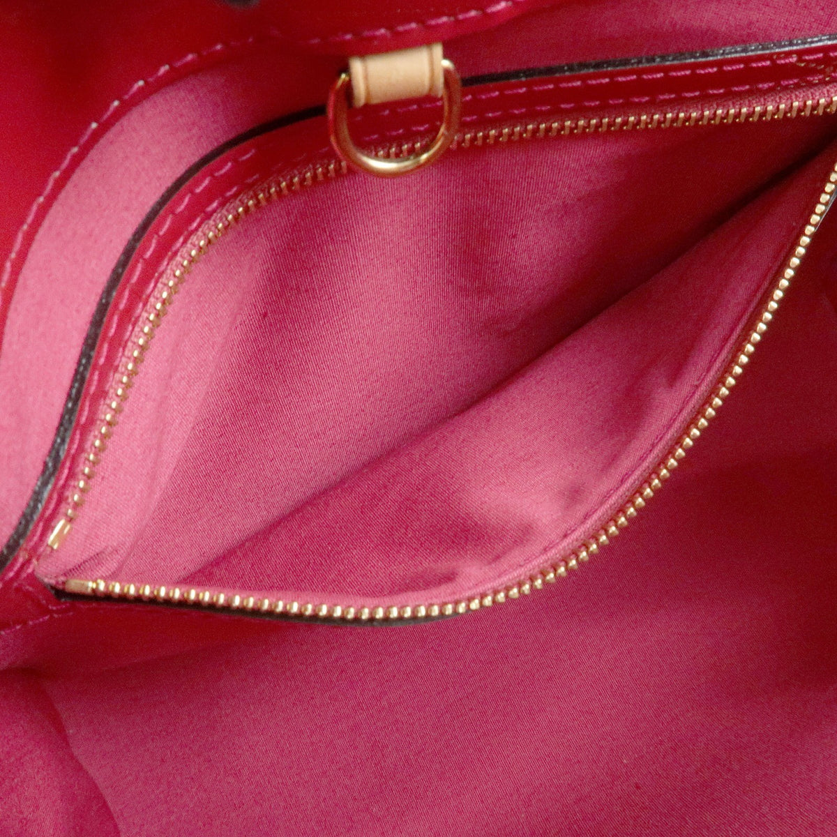Louis Vuitton Catalina Monogram Vernis Red Patent_Leather Handbag (Pre-Owned)