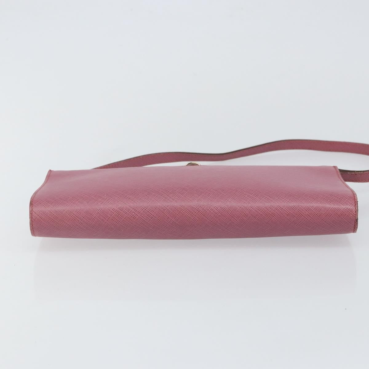 Salvatore Ferragamo Gancini Leather Pink Leather Clutche & Pouche Bag (Pre-Owned)