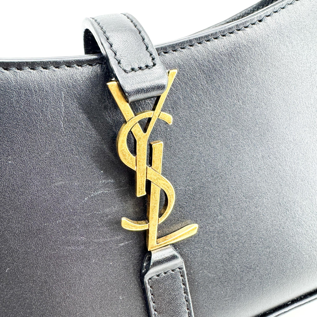 Saint Laurent Le 5 A 7 Hobo Leather Black Leather Shoulder Bag Bag (Pre-Owned)
