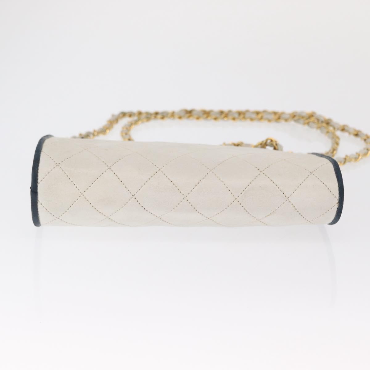 Chanel Chain Leather White Leather Shoulder Bag Bag (Pre-Owned)