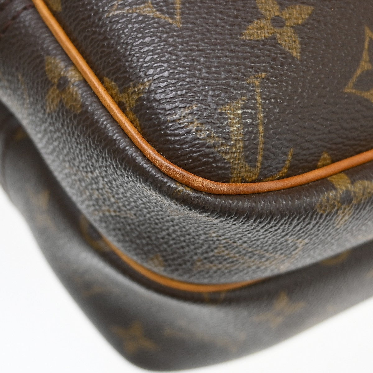 Louis Vuitton Reporter Monogram Brown Canvas Shoulder Bag Bag (Pre-Owned)