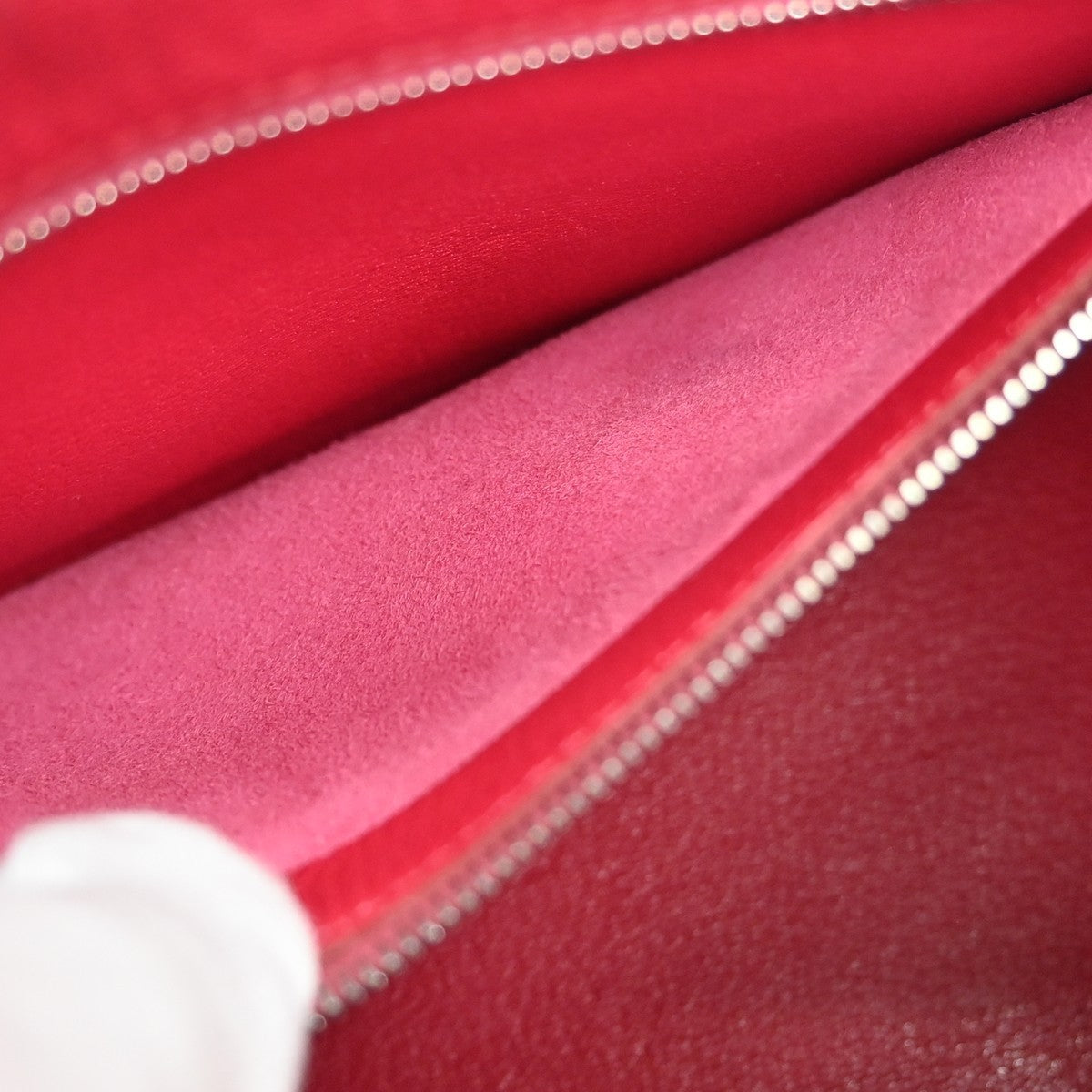 Hermes Kelly Red Chevre De Coromandel With Palladium Hardware Pink Calfskin Handbag (Pre-Owned)