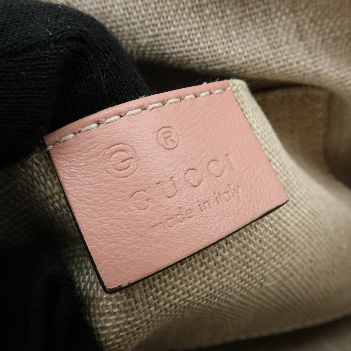 Gucci Gg Charm Convertible Dome Satchel Guccissima Leather Pink Leather Handbag (Pre-Owned)