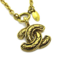 Chanel Vintage Quilted Cc Pendant Metal Gold Gold_Plated Necklace Jewelry (Pre-Owned)