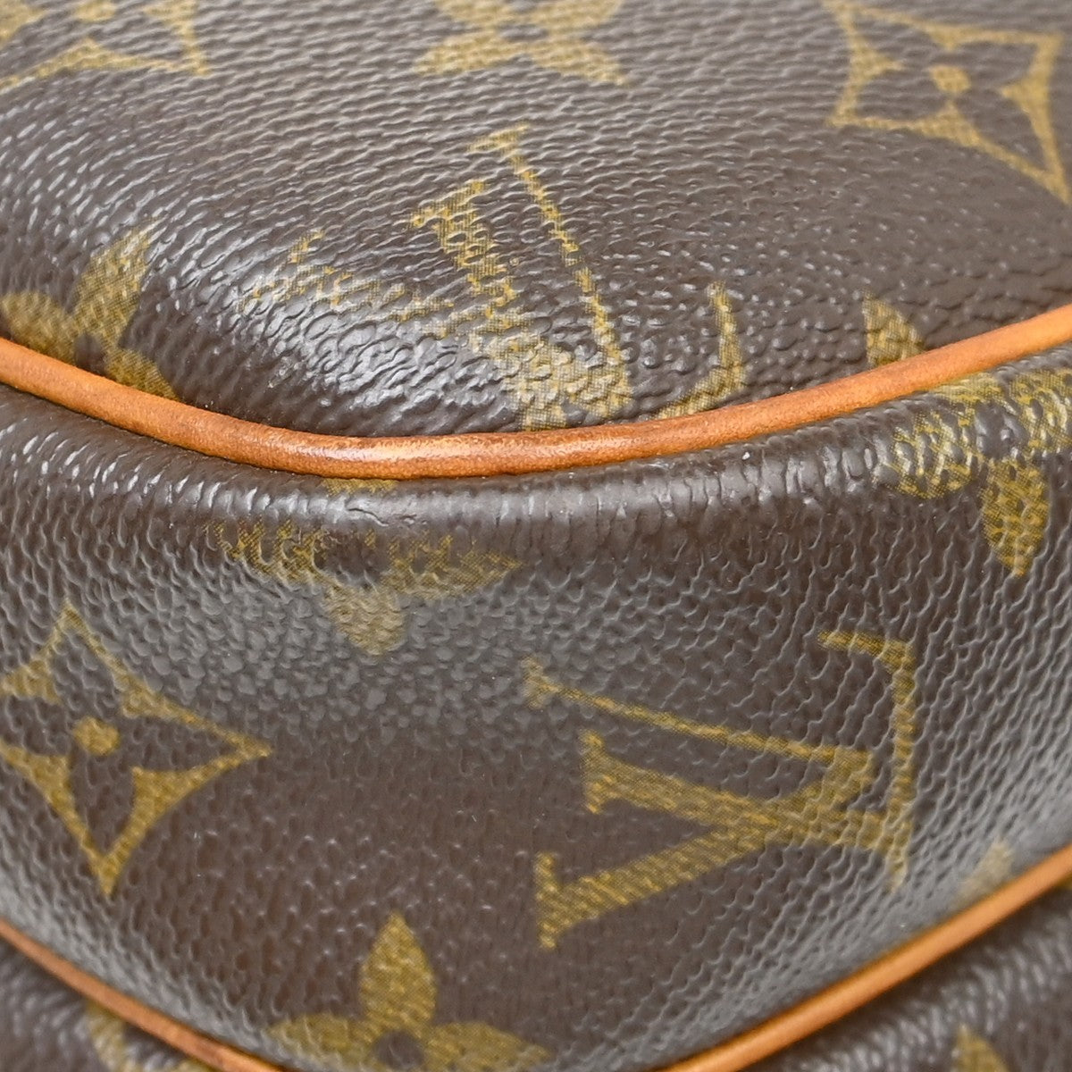 Louis Vuitton Reporter Monogram Canvas Brown Canvas Handbag (Pre-Owned)