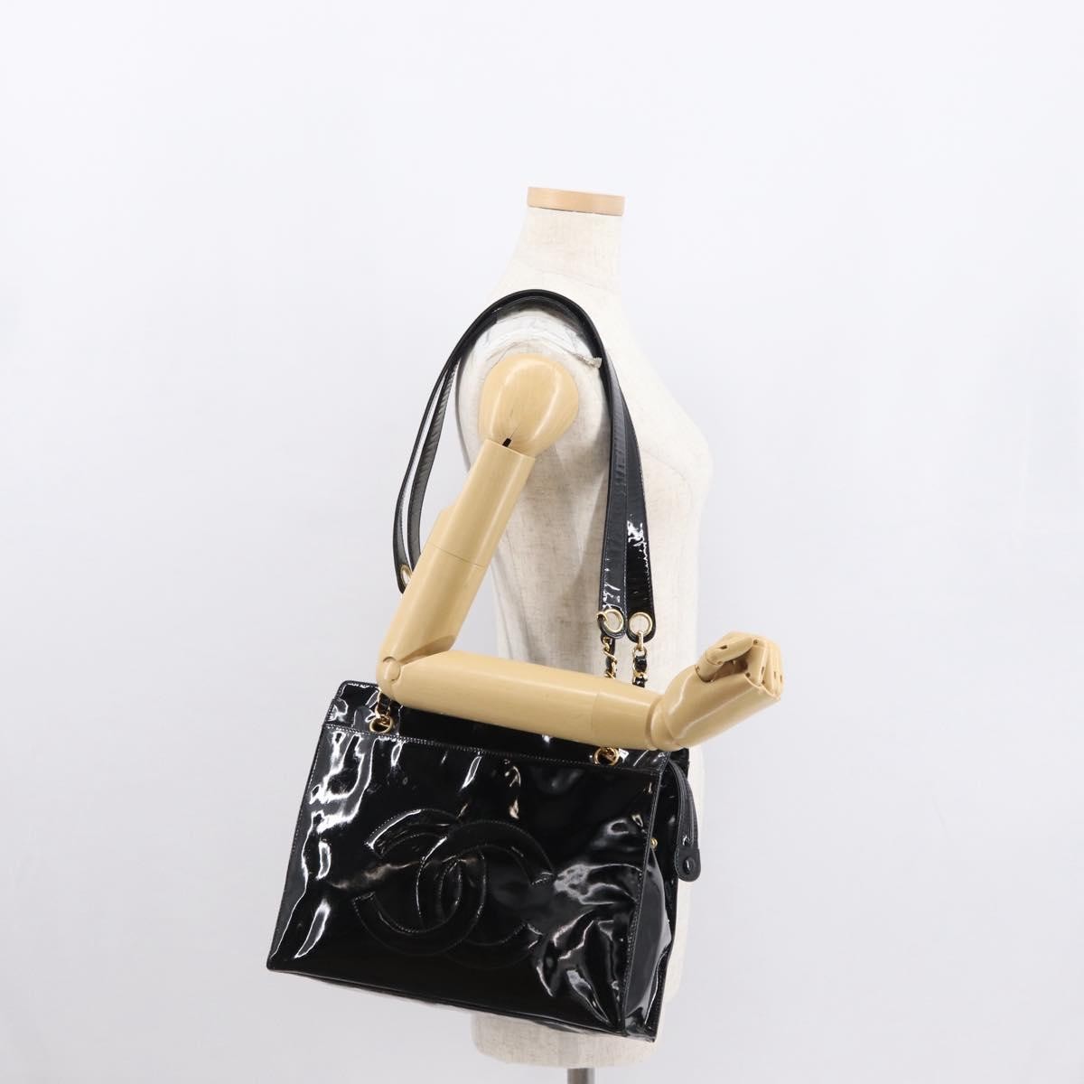 Chanel Vintage Timeless Chain Patent Black Patent_Leather Shoulder Bag Bag (Pre-Owned)
