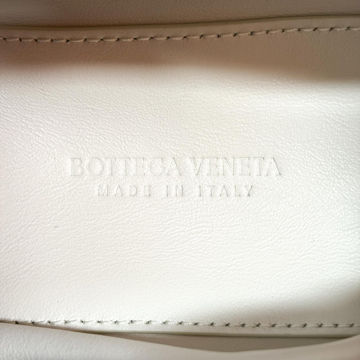 Bottega Veneta Point Leather White Other Shoulder Bag Bag (Pre-Owned)