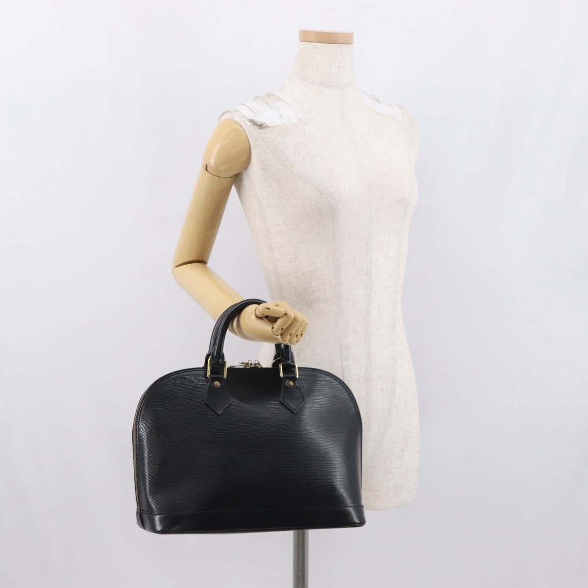 Louis Vuitton Alma Epi Leather Black Leather Handbag (Pre-Owned)
