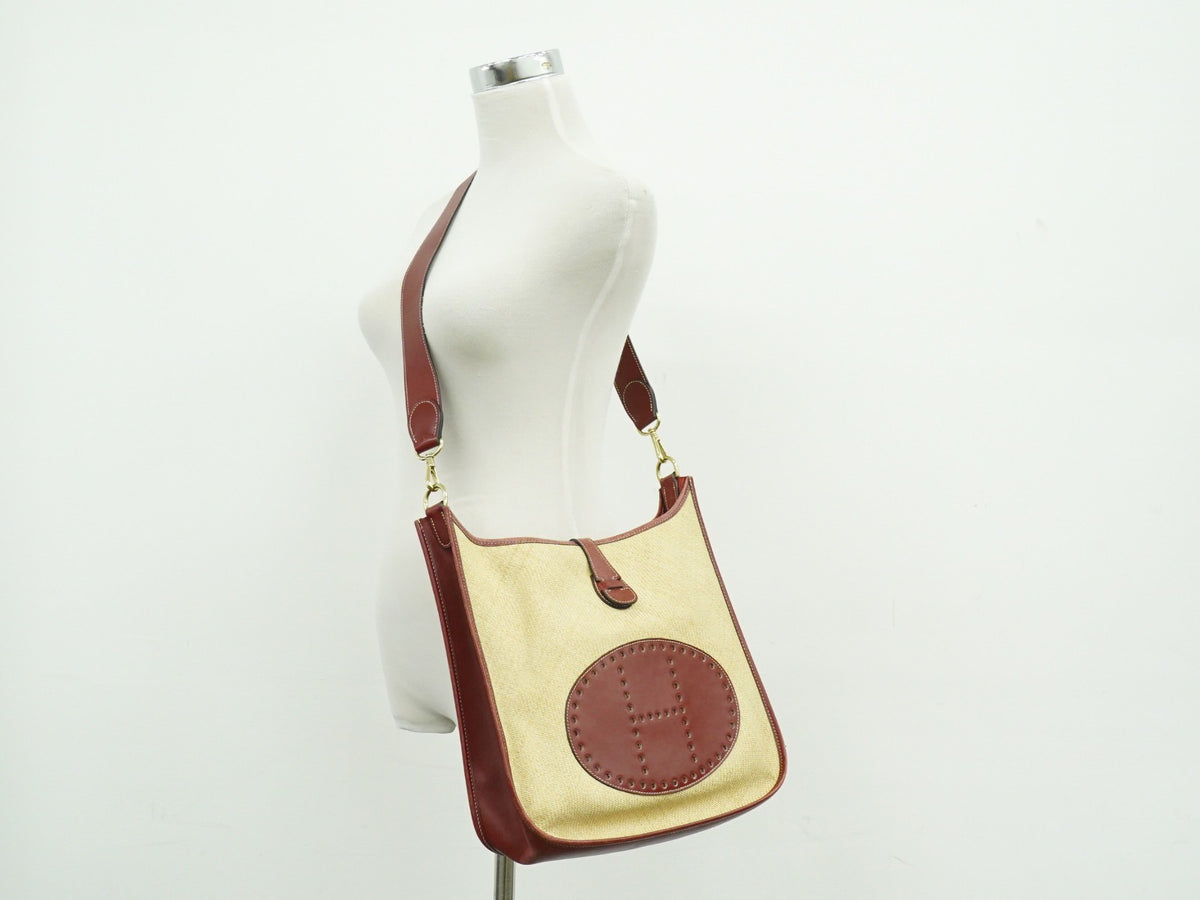 Hermes Evelyne Bag Gen I Panama Beige Leather Handbag (Pre-Owned)