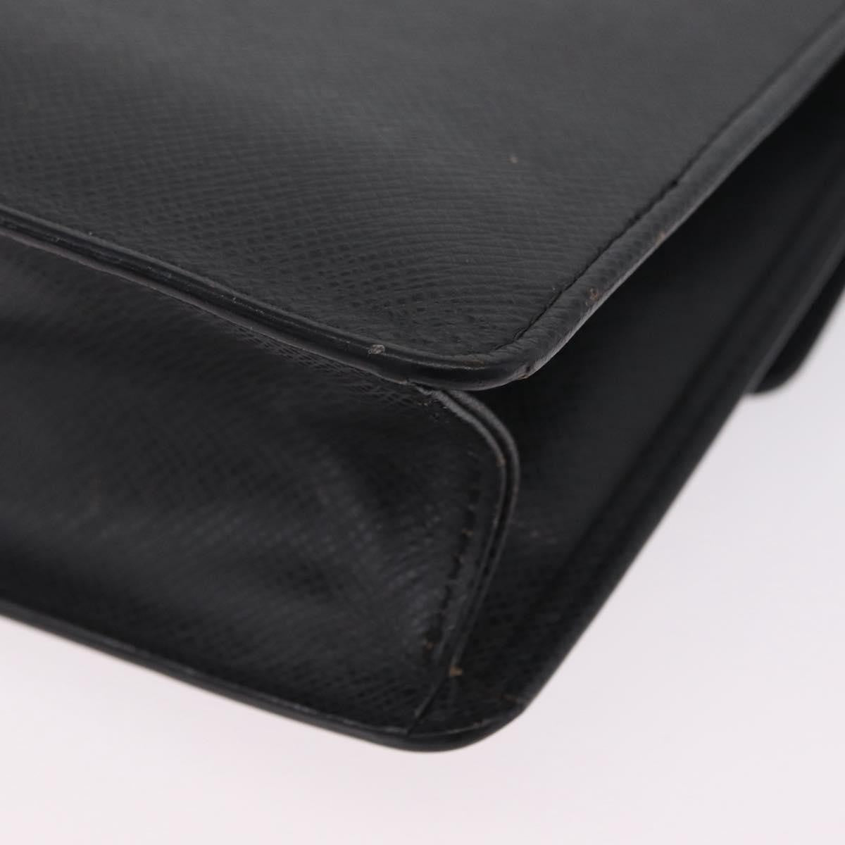 Louis Vuitton Selenga Pochette Taiga Leather Gray Leather Clutche & Pouche Bag (Pre-Owned)