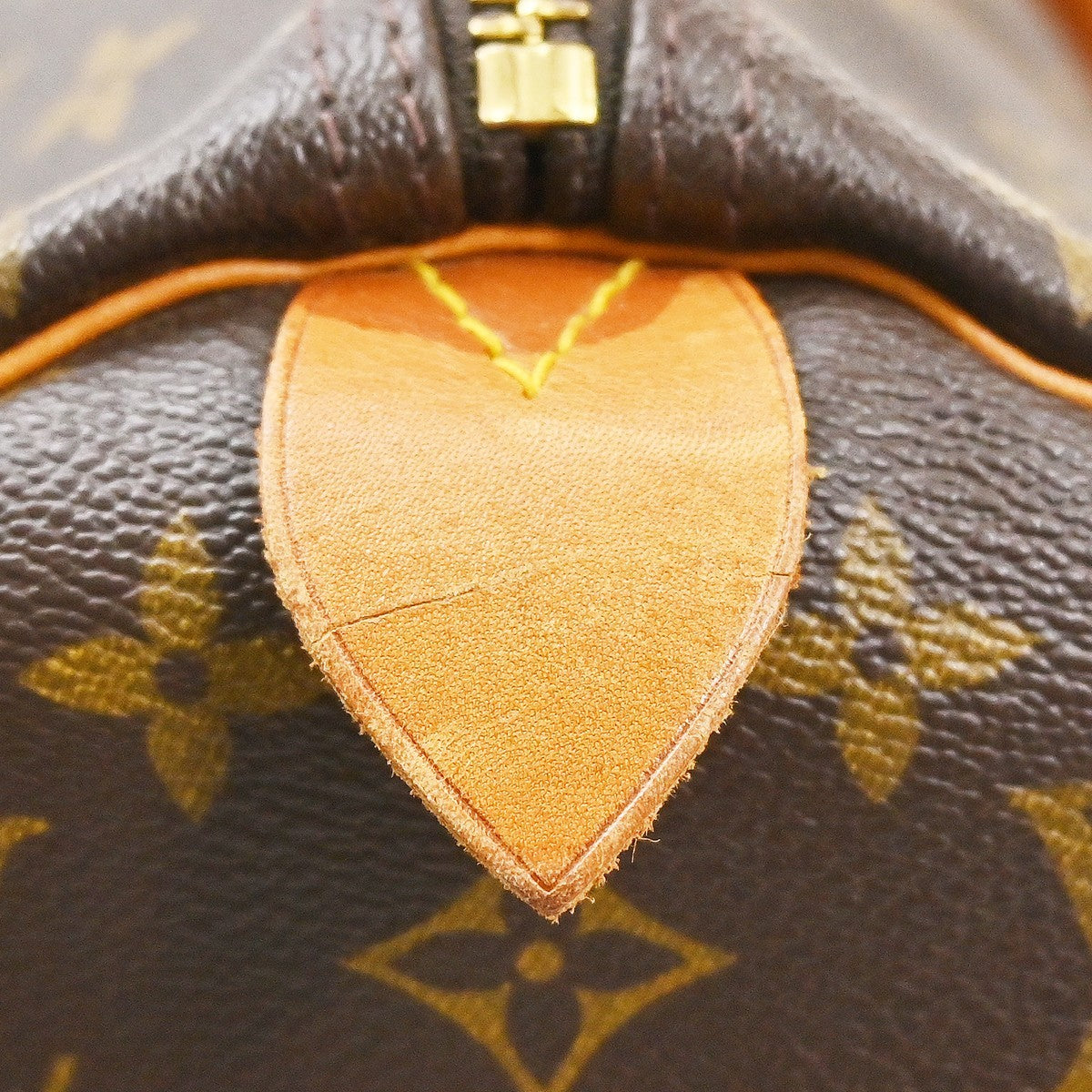 Louis Vuitton Keepall Monogram Canvas Brown Canvas Travel Bag Bag (Pre-Owned)