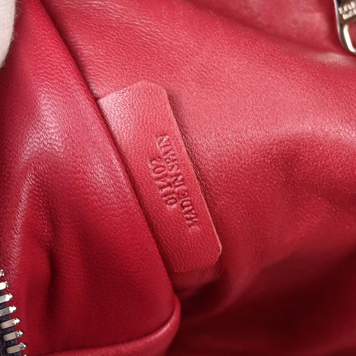 Loewe Amazona Leather Multicolour Leather Handbag (Pre-Owned)