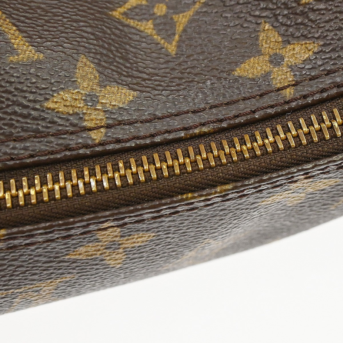 Louis Vuitton Papillon Monogram Canvas Brown Canvas Handbag (Pre-Owned)