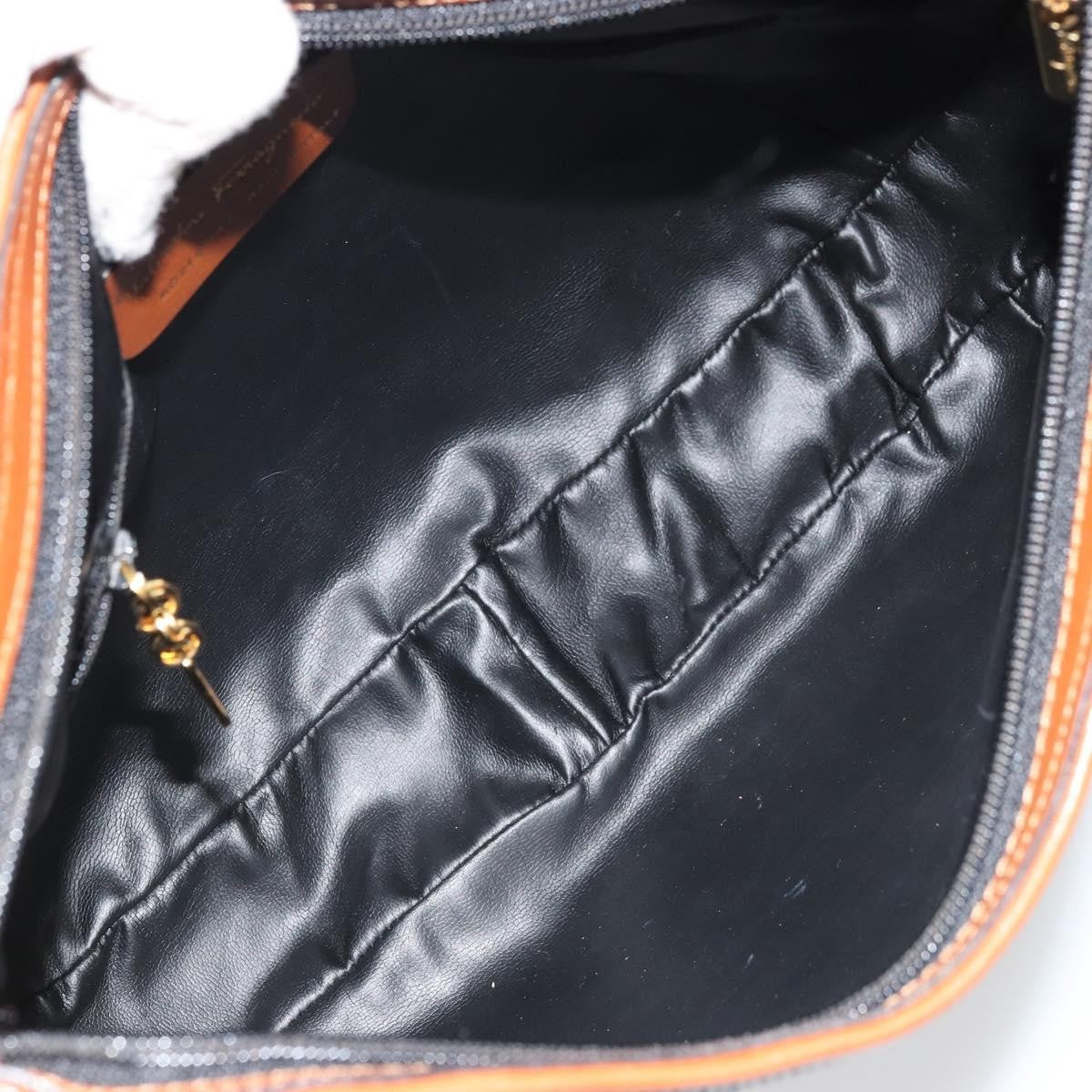 Salvatore Ferragamo Shoulder Leather Black Leather Shoulder Bag Bag (Pre-Owned)